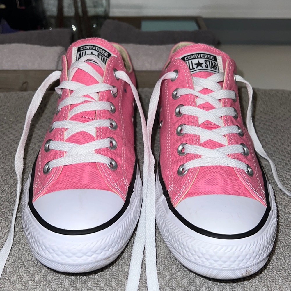 Converse sneaker